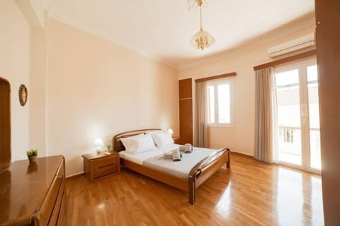 John's house under the Castle of Kalamata Apartment in Messenia