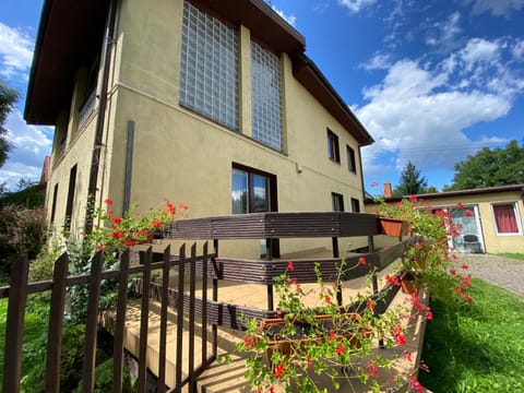 Property building, Balcony/Terrace