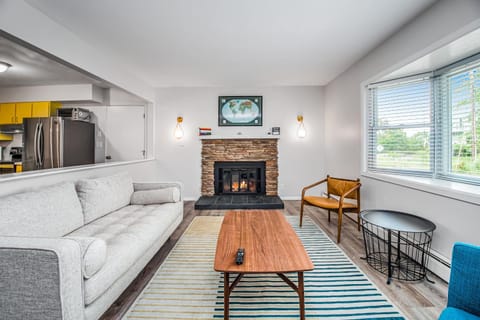 The Sunset House House in Grand Beach