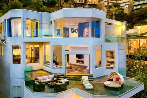 Property building, Balcony/Terrace