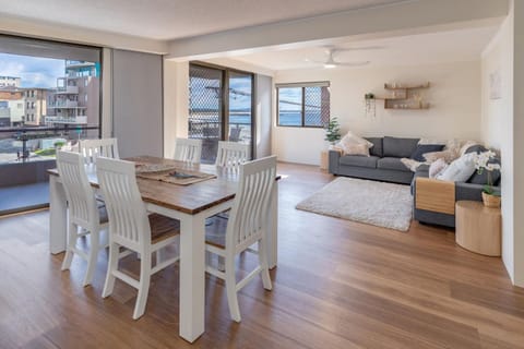 Living room, Dining area, Sea view