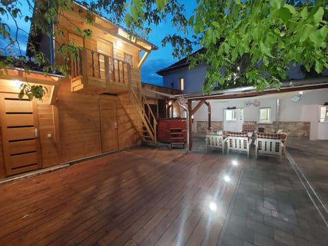 Patio, Balcony/Terrace