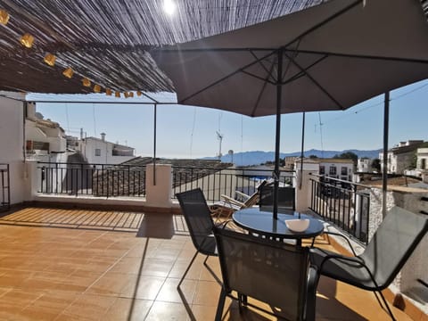 View (from property/room), Balcony/Terrace