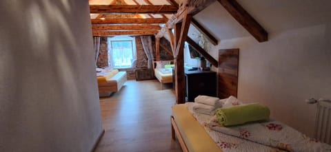 Bed & Breakfast - K2 Brunnen Haus Bed and Breakfast in Carinthia, Austria