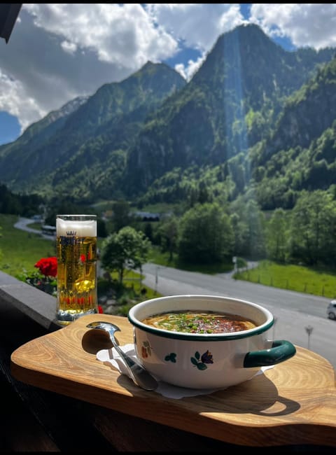 Pension Baranekhof - closest to the Kitzsteinhorn Ski Resort Hotel in Piesendorf