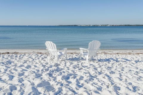 LaBahia 126 - Perfectly Sea-Sunned Apartment in Pensacola Beach