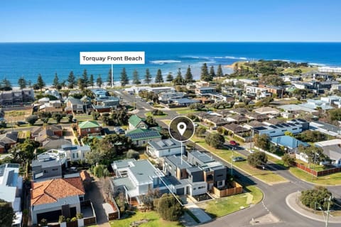 Bird's eye view, Sea view