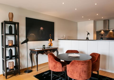 Kitchen or kitchenette, Living room, Dining area, Food