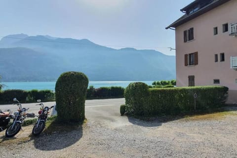 Studio en bordure de Lac Apartment in Doussard