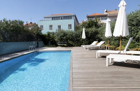 Swimming pool, Swimming pool