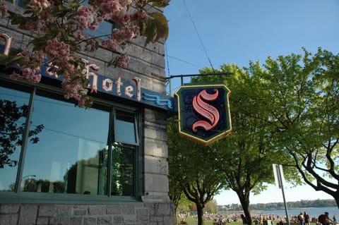 The Sylvia Hotel Hotel in Vancouver