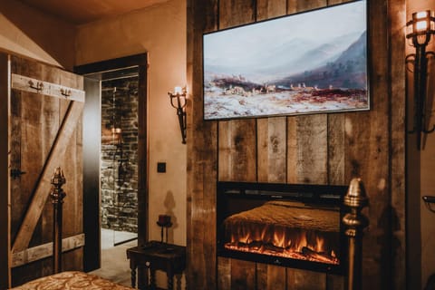 TV and multimedia, flat iron