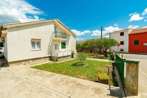 LUKA APARTMENT House in Šibenik-Knin County, Croatia