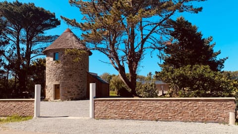 MOULIN DE KERNOT Villa in Finistere