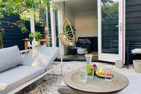 Garden, sunbed