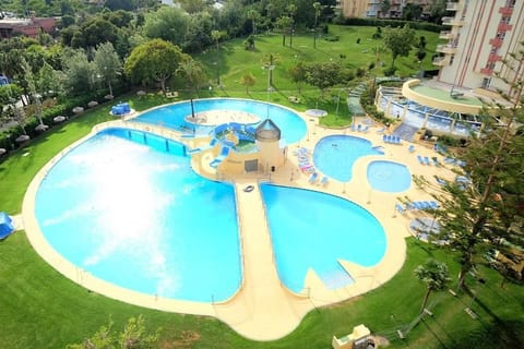 Property building, Swimming pool