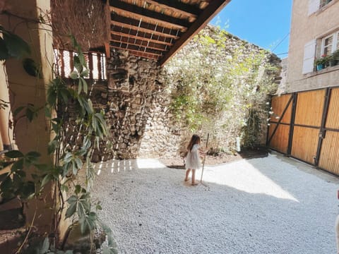 Patio, Balcony/Terrace
