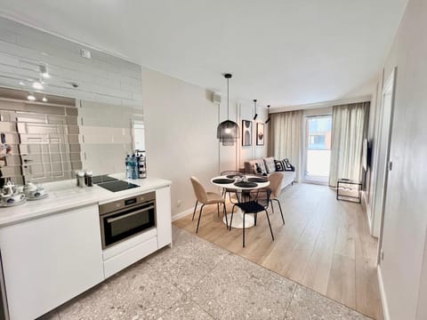 Kitchen or kitchenette, Living room, Dining area