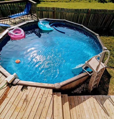 Mins to Oakwood U! American Retreat Apartment in Huntsville