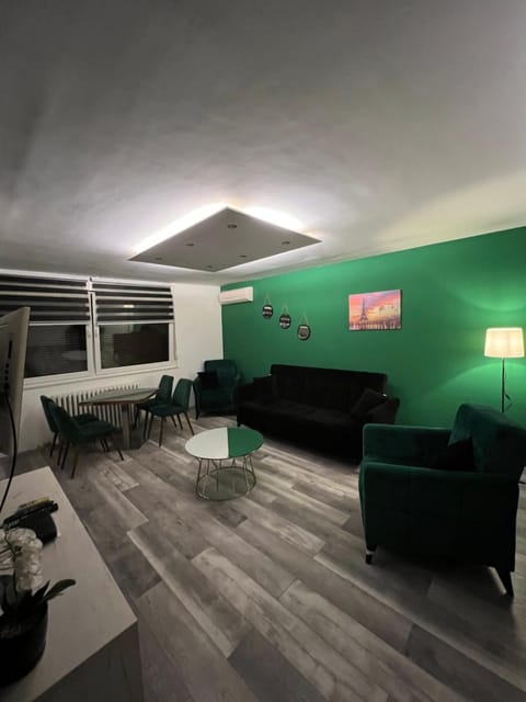 Apartman OMAR stan na dan besplatan parking Sarajevo Apartment in Sarajevo