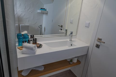 Irissa Suites House in Argolis, Greece