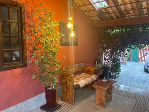 Property building, Restaurant/places to eat, Breakfast