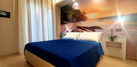 View (from property/room), Balcony/Terrace, Other, Photo of the whole room, Decorative detail, Seating area, Bedroom