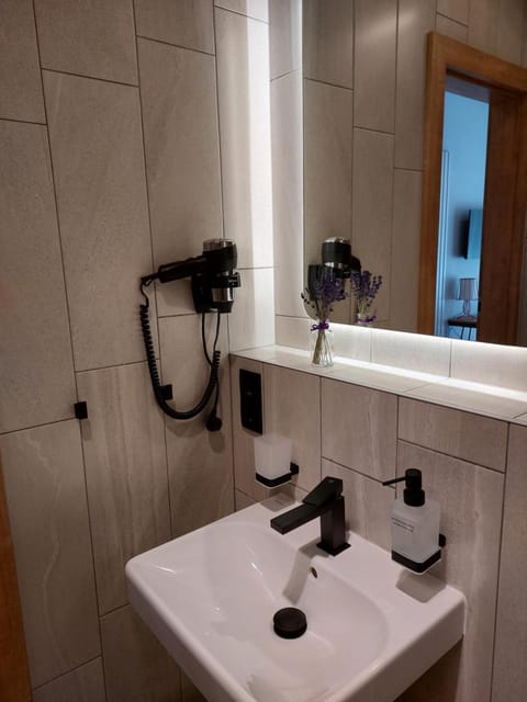 Da Home Urban Hotel self check-in Bed and Breakfast in Klaipėda