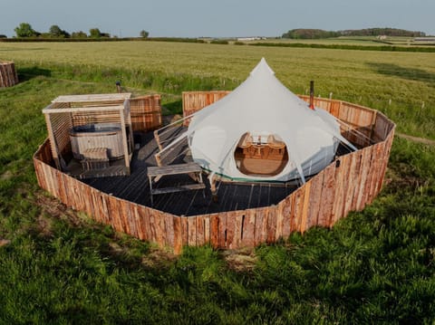 Natural landscape, Hot Tub