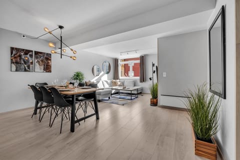 Living room, Seating area, Dining area