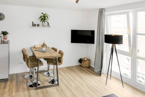 TV and multimedia, Dining area