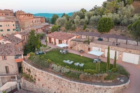 Bird's eye view, Garden