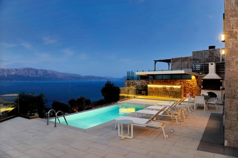Sea view, Swimming pool