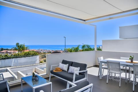 Property building, Patio, Day, Summer, Balcony/Terrace, Sea view