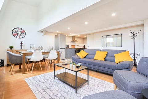 LocationsTourcoing - Le Colbert Apartment in Flanders