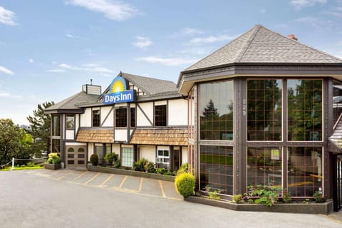 Property building, On site