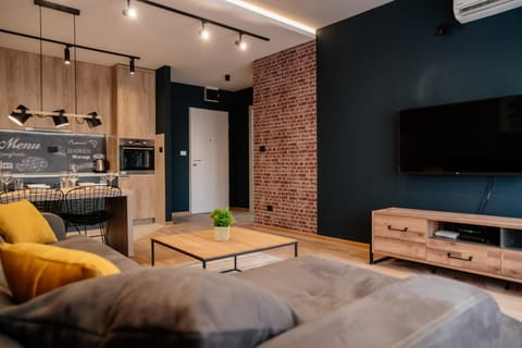 TV and multimedia, Seating area