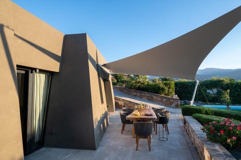 LITHARI Luxury Villa with Private Pool, Your Perfect Retreat, Crete Villa in Lasithi