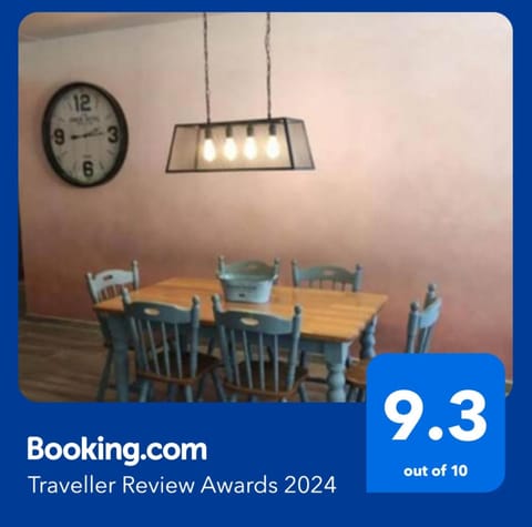 REBAK PLACE- A Bright & charming getaway Apartment in Marsaskala