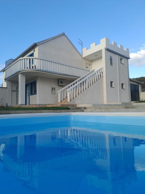 Villa Matanov dvorac Villa in Šibenik-Knin County, Croatia