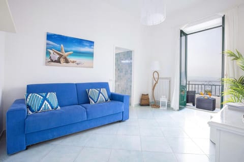 SorrentoVibes - Seaview Home on the beach & amazing views terrace Apartment in Sorrento
