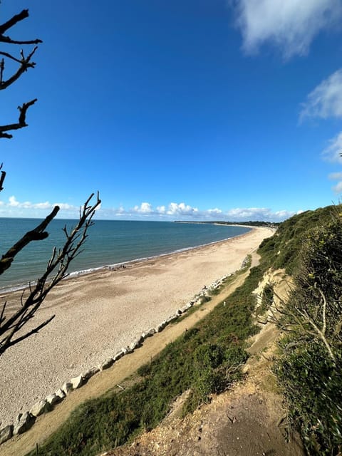 3 Bed Luxury Mobile Home Hoburne Park Christchurch House in Christchurch