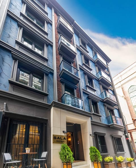 Property building, Facade/entrance