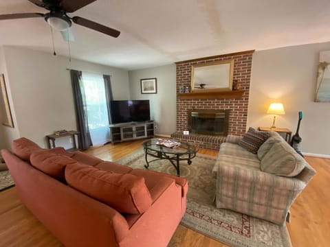 The Garnet Goliath Columbias Biggest BnB Yard House in Dentsville