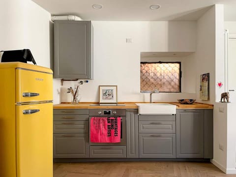 Coffee/tea facilities, Kitchen or kitchenette