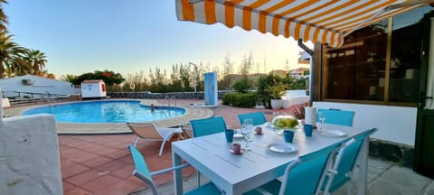 Balcony/Terrace, Swimming pool, Sunrise, Sunset