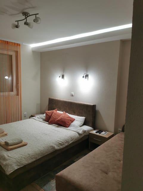 Apartmani Manila, Vrnjačke terme-popust, SPA centar Pegaz-popust, garažno mesto Apartment in Serbia