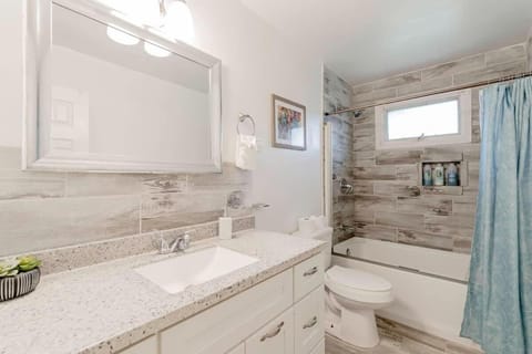 The Garnet Ranch Large Yard Near Jackson USC House in South Carolina