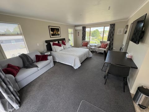 Cambridge Te Awa Rivertrail BnB Bed and Breakfast in Cambridge