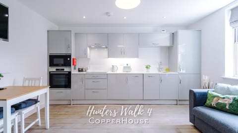 Chester City Centre apartments with parking Apartment in Chester